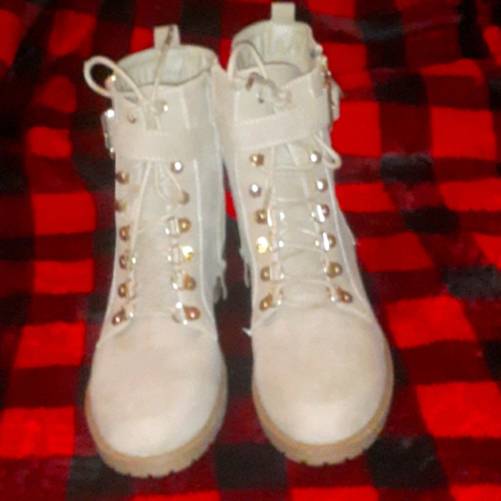 Womens tan boots with gold accents